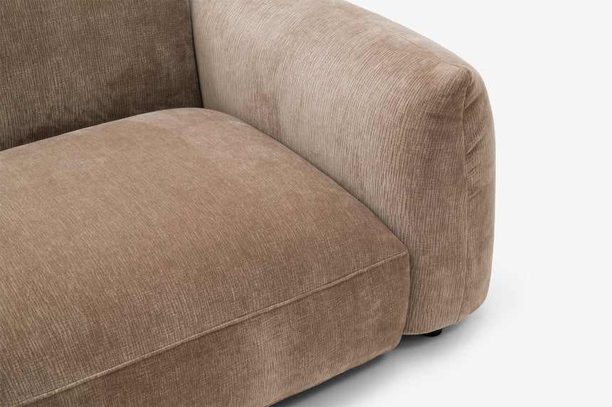 14-sofy-pozostale-2026-08-28-item-c55d6c7201e1-pillove157328cmbez_kamo23_prawy.jpg